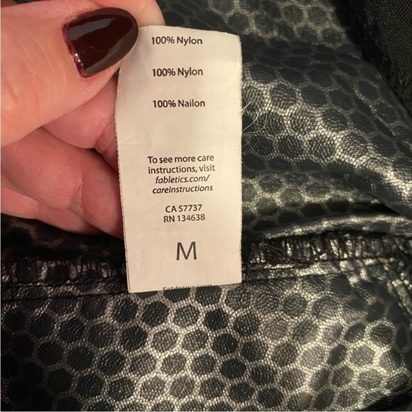 Fabletics Lightweight Corbet Zip Up Black Soft Shell Jacket Women’s Size M - Picture 6 of 14